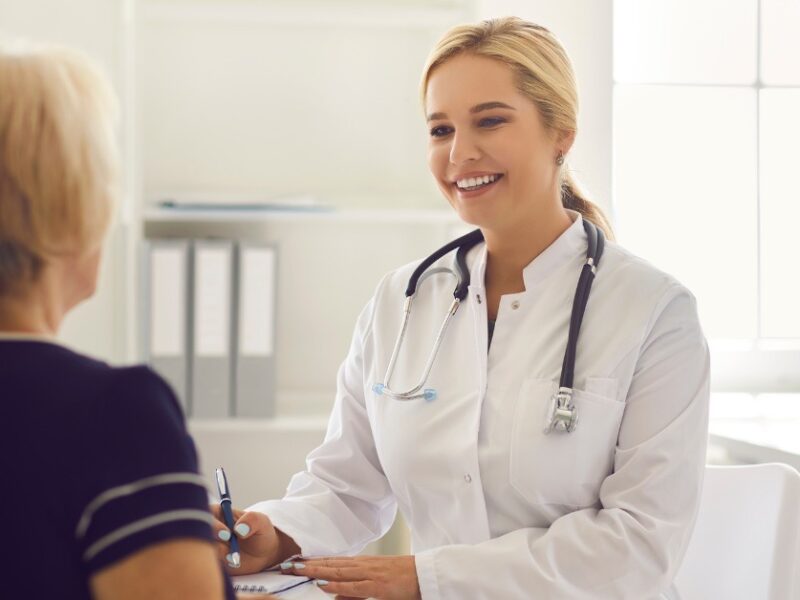 5 Reasons Pain Relief for Back Pain Requires a Doctor’s Care