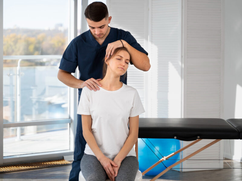 Why Non-Surgical Pain Treatment in Phoenix Is Becoming More Popular