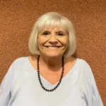 Dr-Gwendolyn Swan